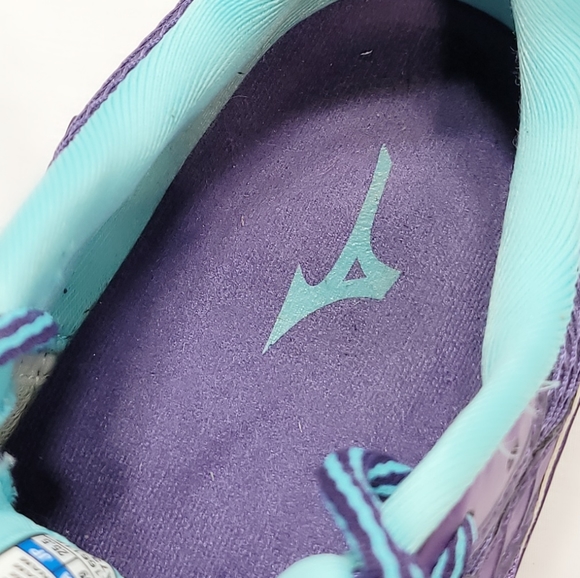 Mizuno Women's Wave Viper Running Shoe - Picture 8 of 9